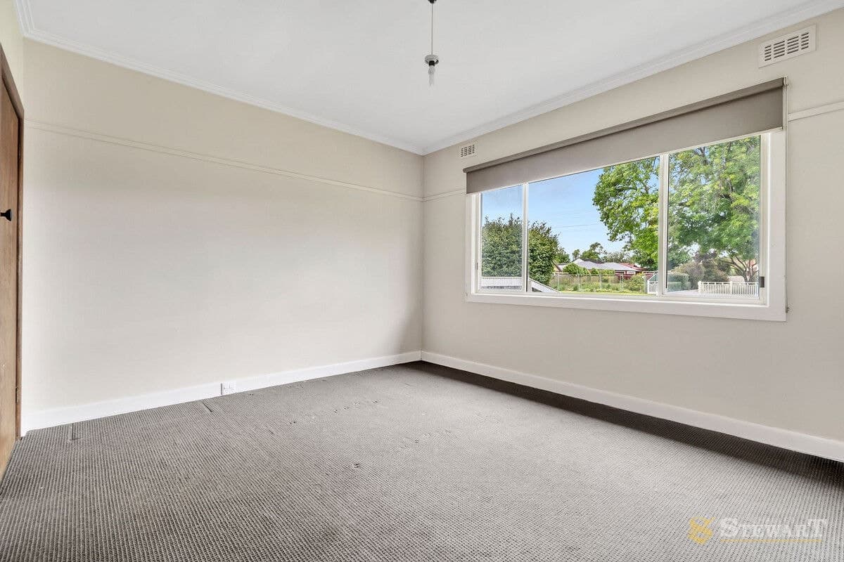 9 Armstrong Street, Colac, VIC, Colac - Thumbnail 6