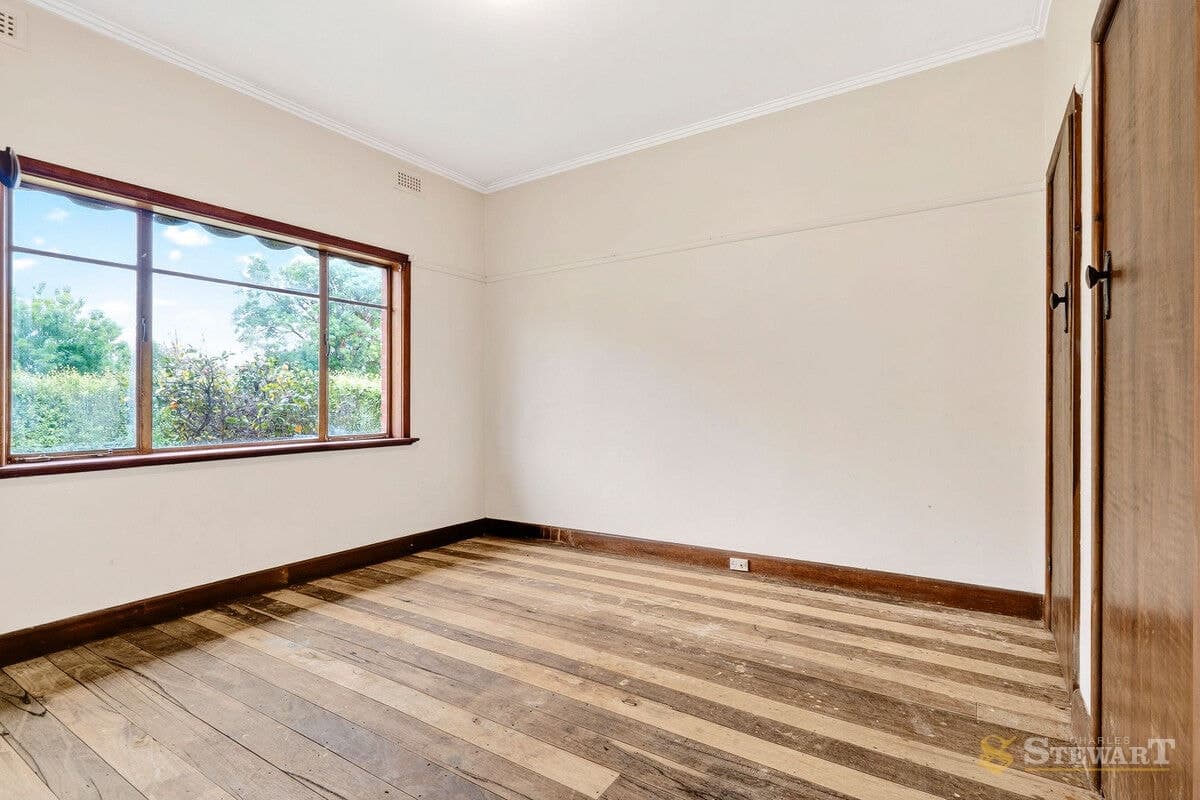 32 Armstrong Street, Colac, VIC, Colac - Thumbnail 5