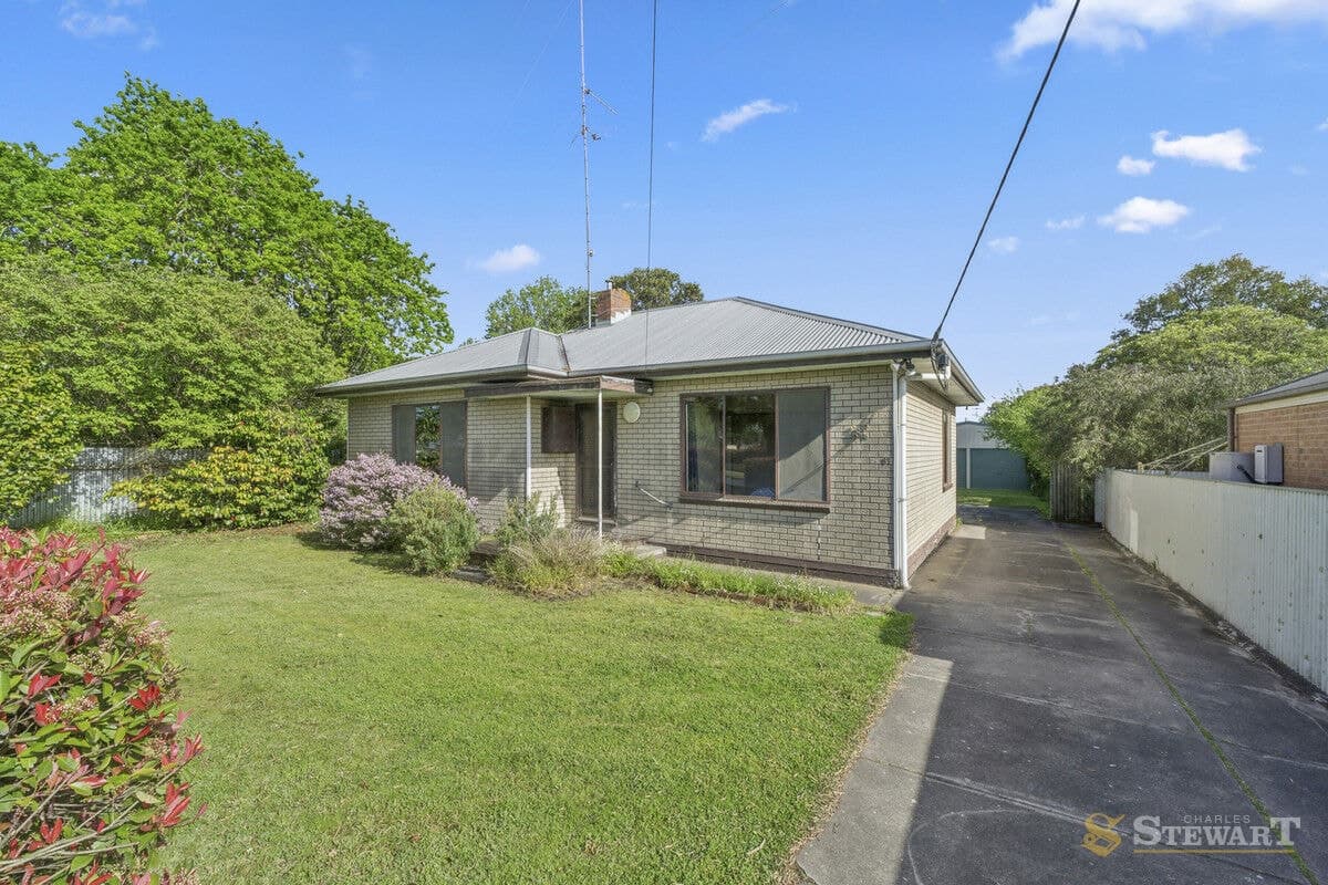 87 Wallace Street, Colac, VIC, Colac - Image 1
