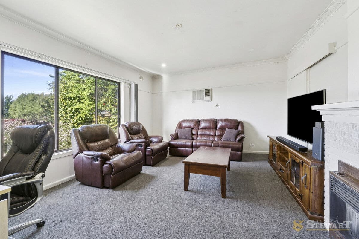 87 Wallace Street, Colac, VIC, Colac - Thumbnail 3