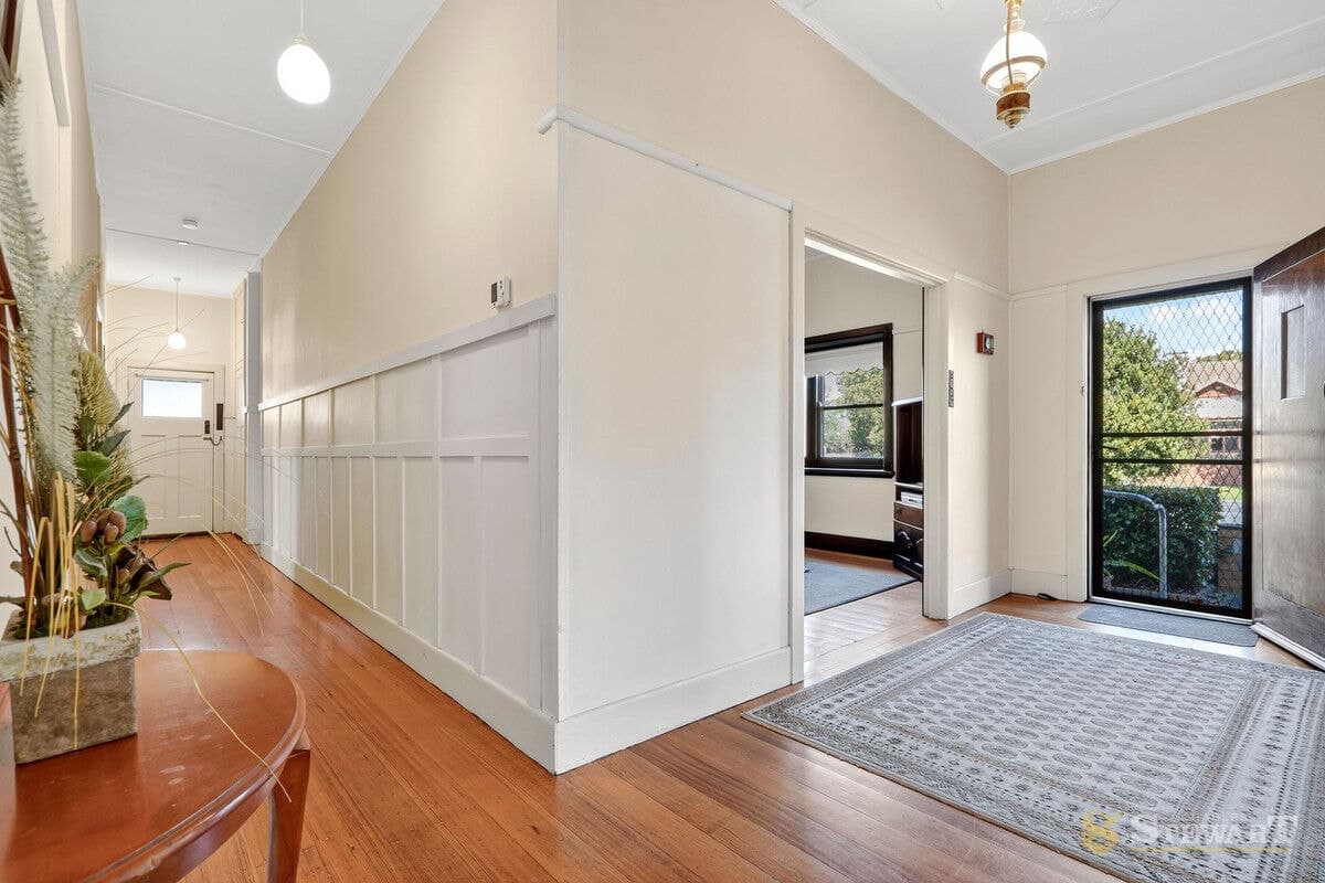 18 Hesse Street, Colac, VIC, Colac - Thumbnail 2