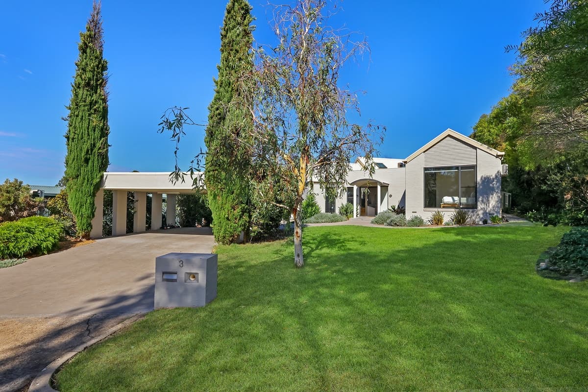 3 Grosvenor Place, Hamilton, VIC, Hamilton - Image 1
