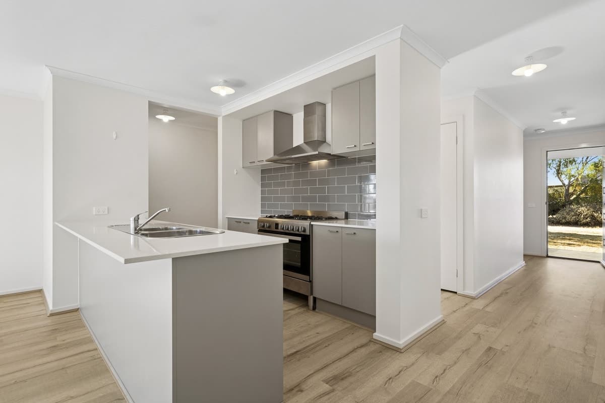 13 New Station Street, Cressy, VIC, Cressy - Thumbnail 4