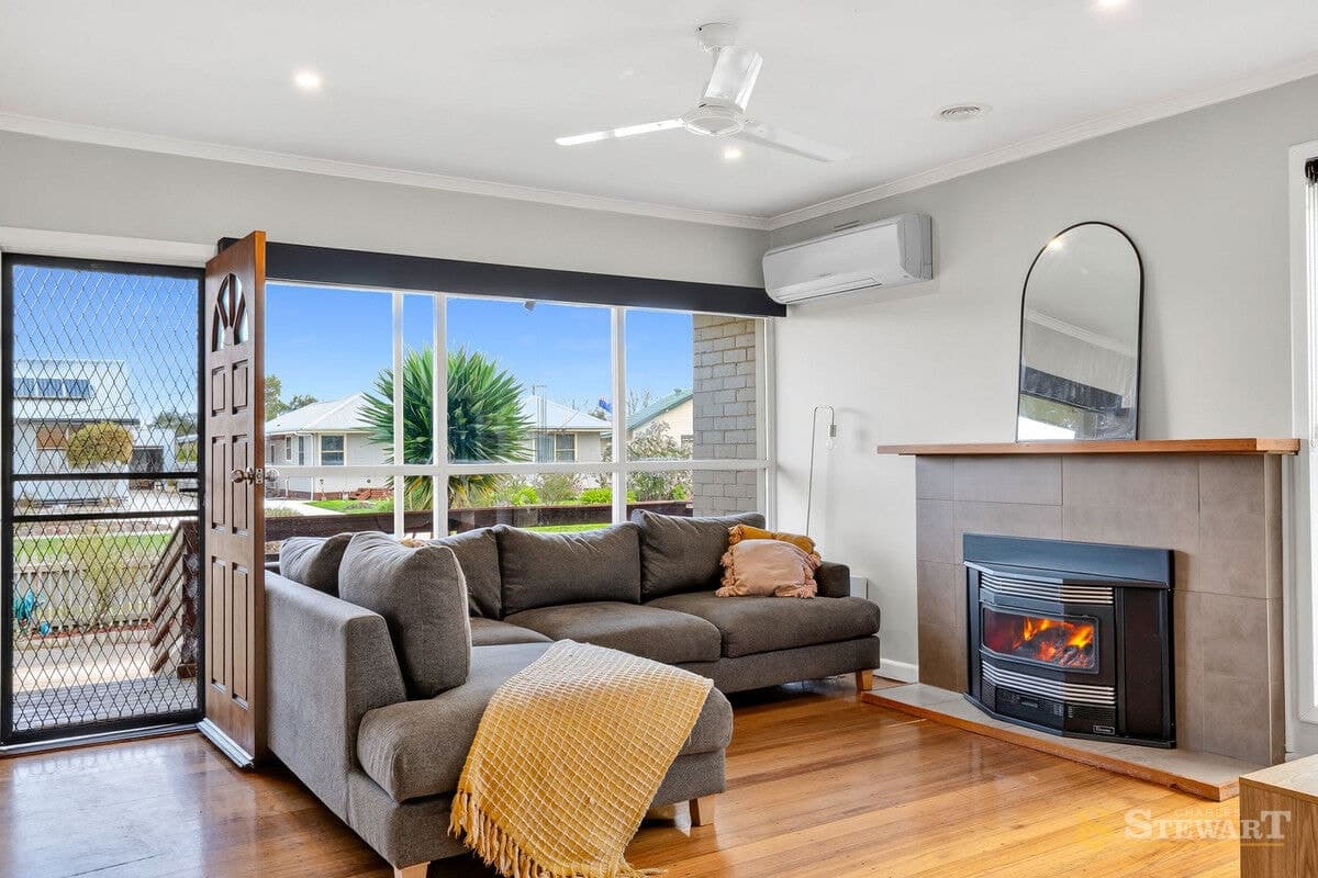 1 McLeod Street, Colac, VIC, Colac - Thumbnail 2