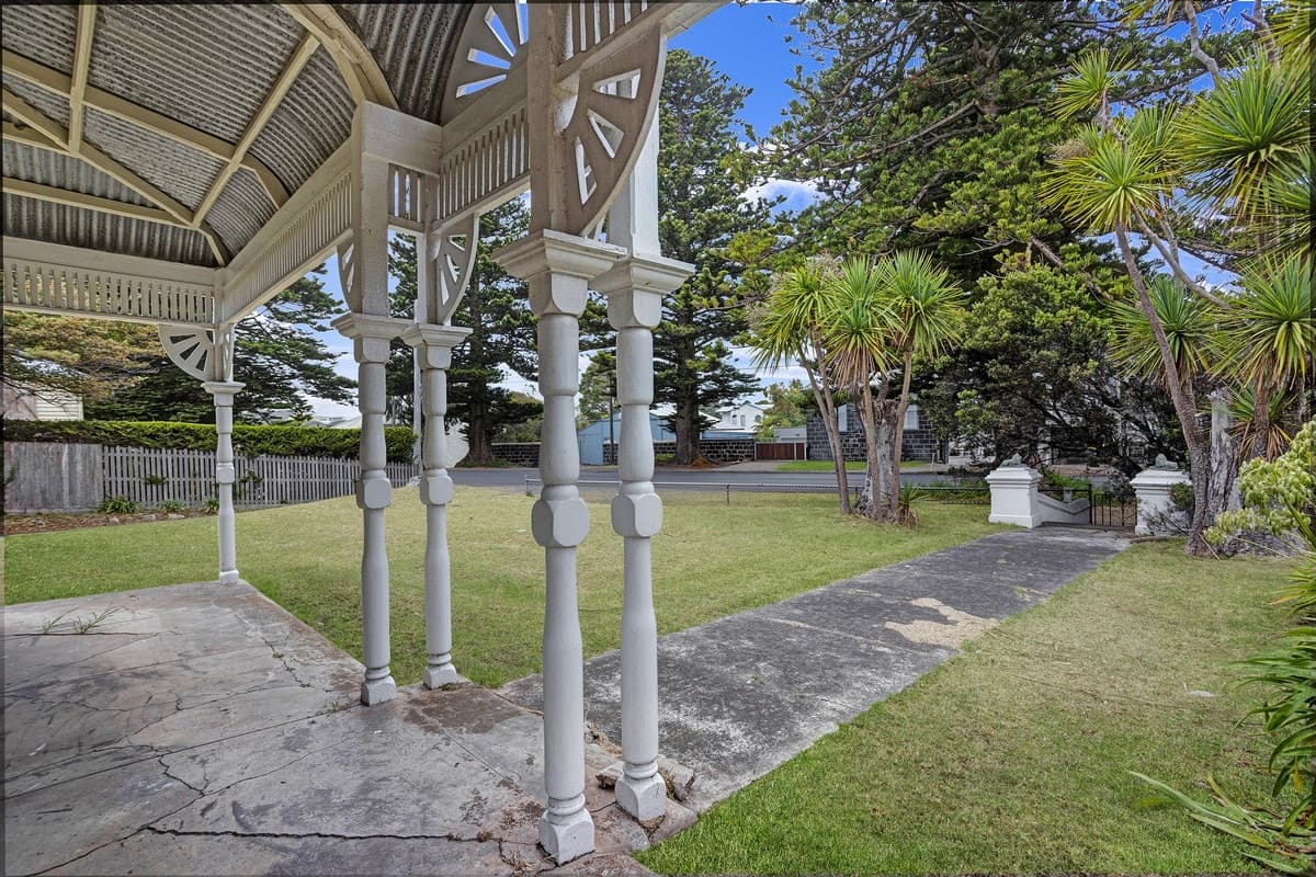 36 Gipps Street, Port Fairy, VIC, Port Fairy - Thumbnail 4
