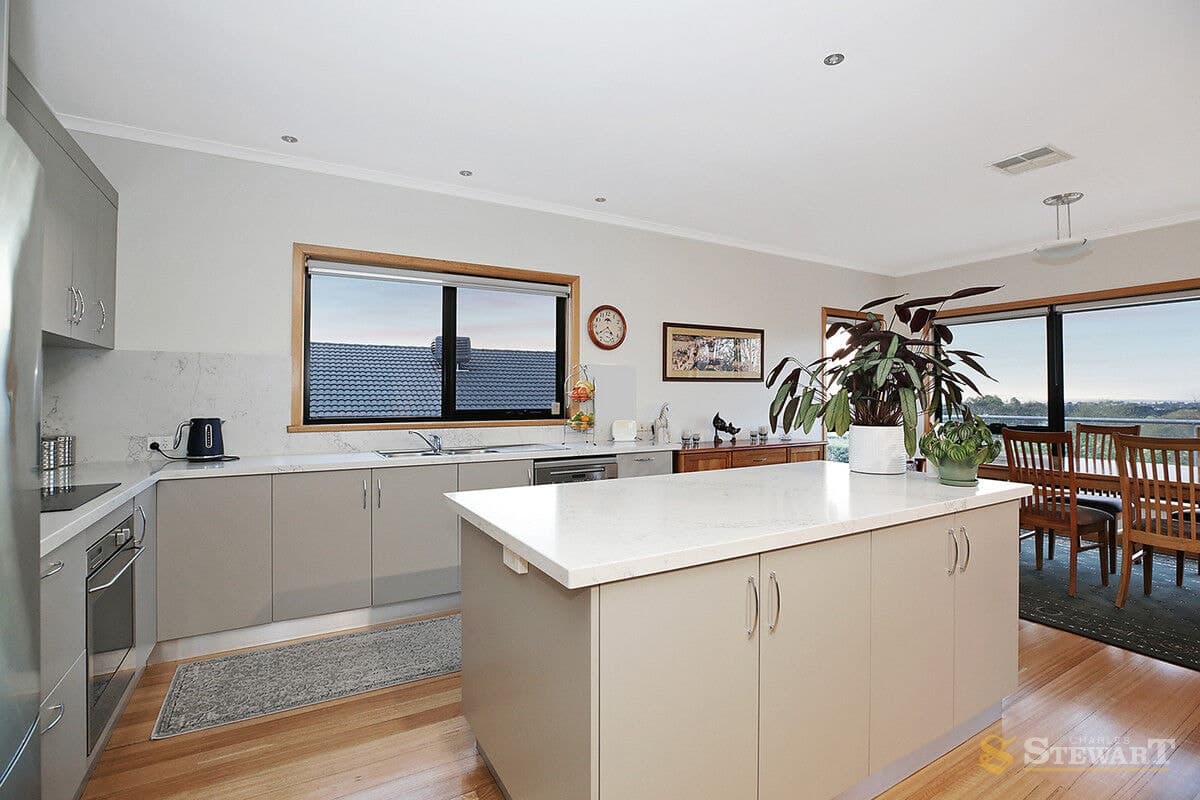 2 Rose Drive, Elliminyt, VIC, Elliminyt - Thumbnail 4