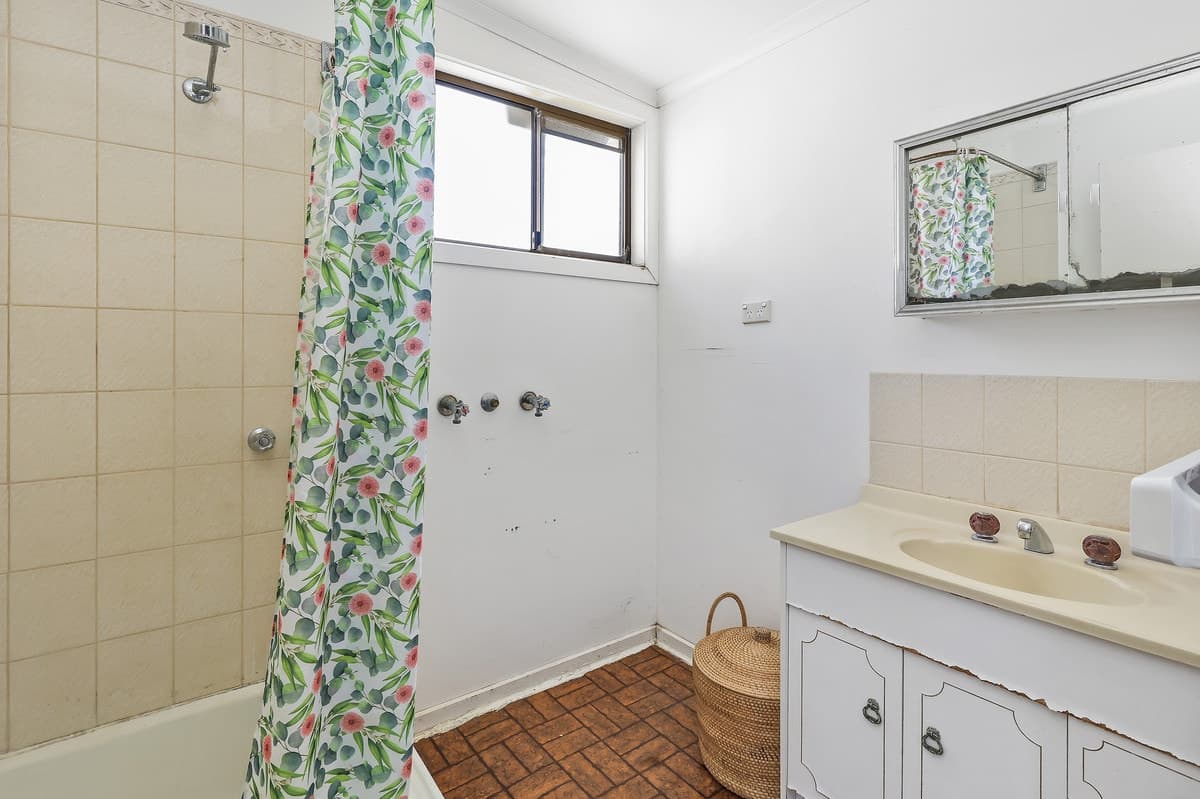 39 Merrett Street, Peterborough, VIC, Peterborough - Thumbnail 7
