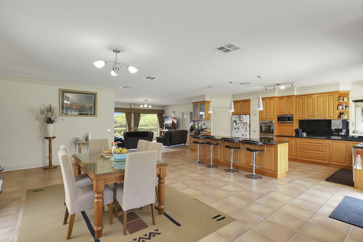 65 Leura Lane, Hamilton, VIC, Hamilton - Thumbnail 6
