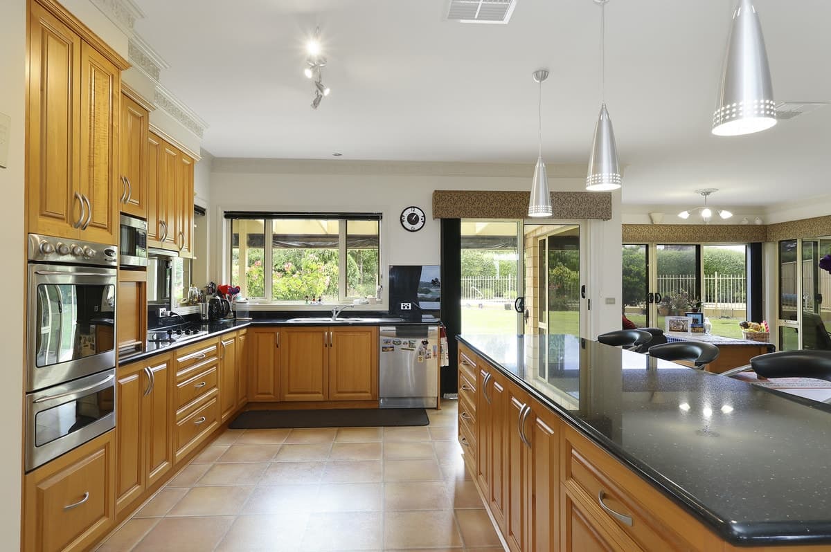 65 Leura Lane, Hamilton, VIC, Hamilton - Thumbnail 8