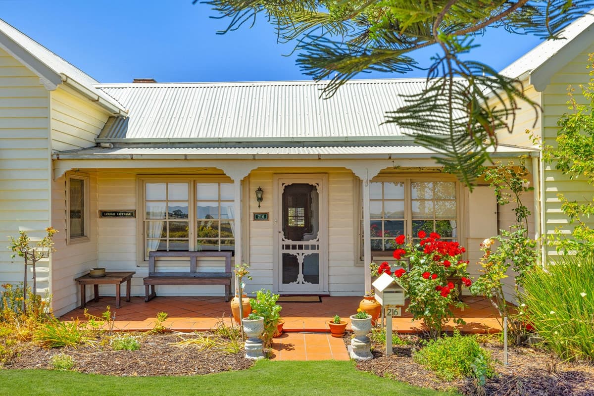 216 Griffiths Street, Port Fairy, VIC, Port Fairy - Thumbnail 3