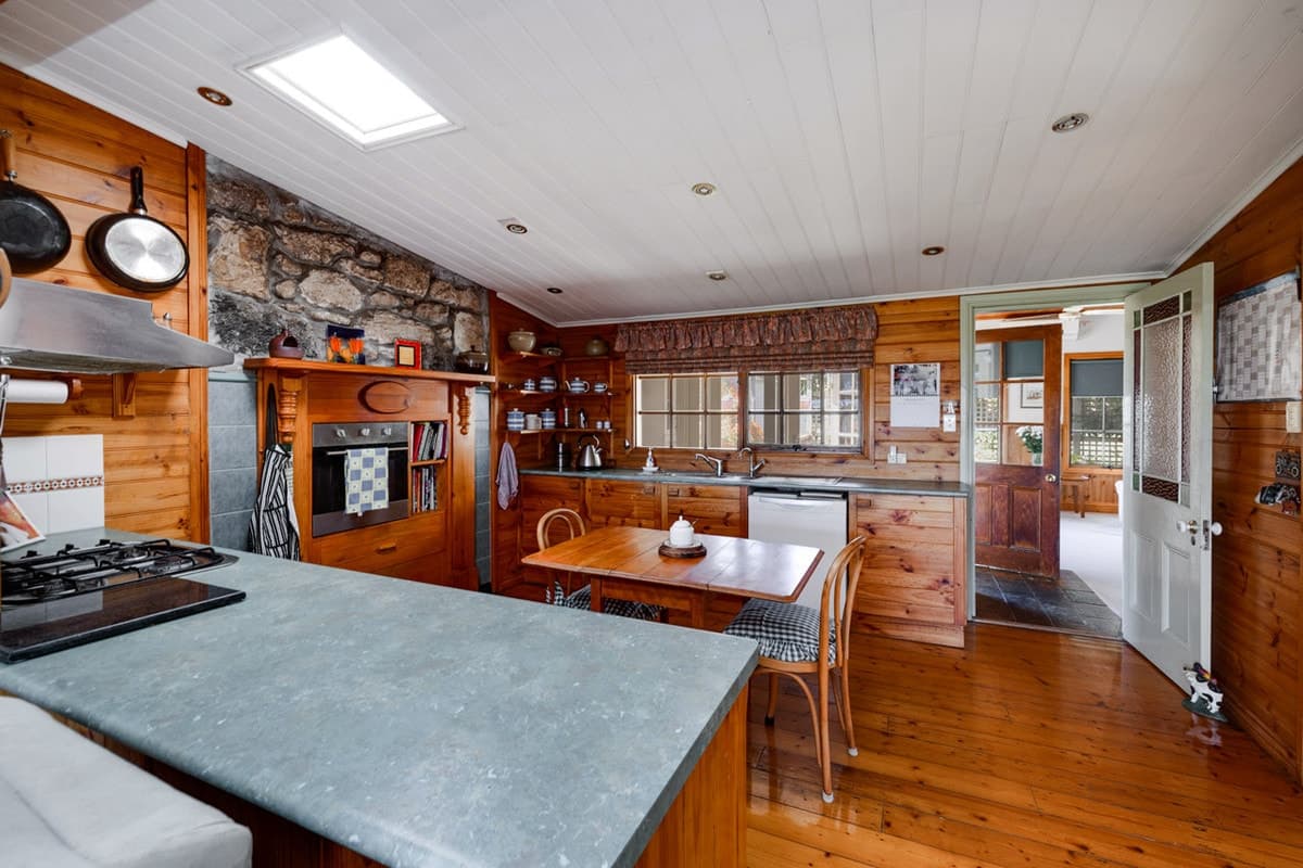 216 Griffiths Street, Port Fairy, VIC, Port Fairy - Thumbnail 8