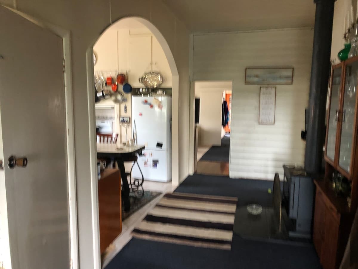 108 Bell Street, Penshurst, VIC, Penshurst - Thumbnail 2
