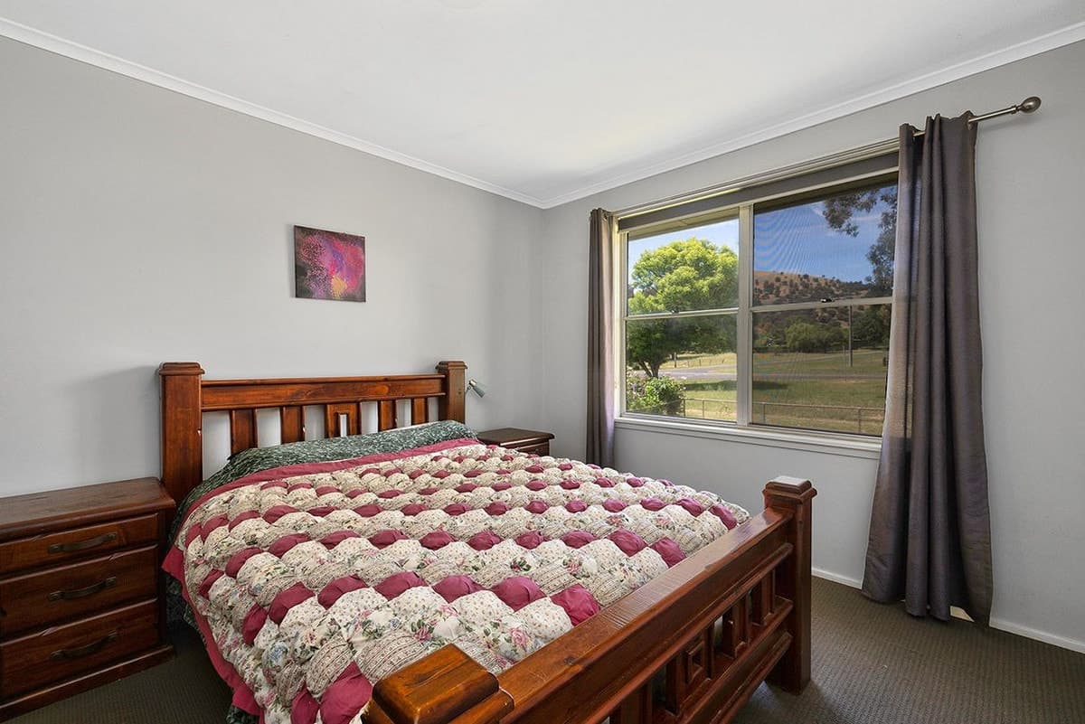 54 Watton Street, Penshurst, VIC, Penshurst - Thumbnail 4