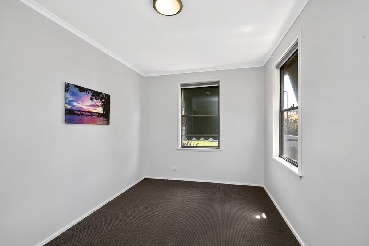 54 Watton Street, Penshurst, VIC, Penshurst - Thumbnail 6