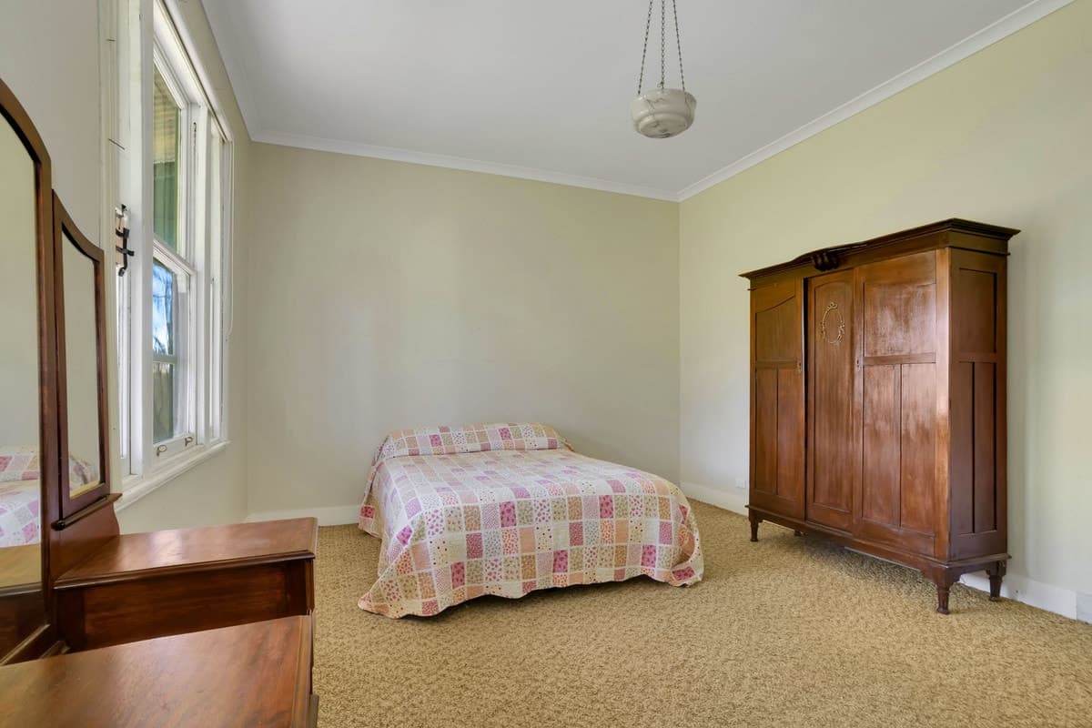 91 Cobb Street, Penshurst, VIC, Penshurst - Thumbnail 4