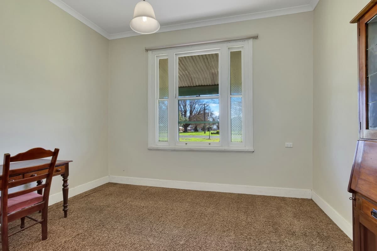 91 Cobb Street, Penshurst, VIC, Penshurst - Thumbnail 6