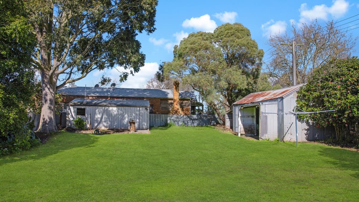 91 Cobb Street, Penshurst, VIC, Penshurst - Thumbnail 8