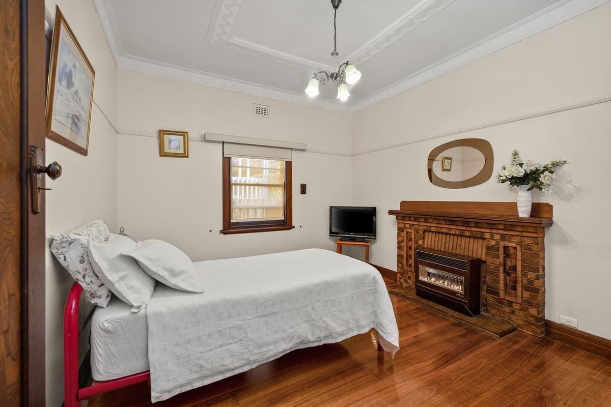16 Jackman Avenue, Warrnambool, VIC, Warrnambool - Thumbnail 5