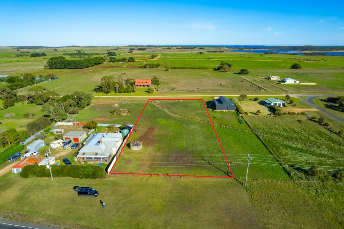 Lot 1 and Lot 4/4241 Princes Highway, Yambuk, VIC, Yambuk - Thumbnail 2