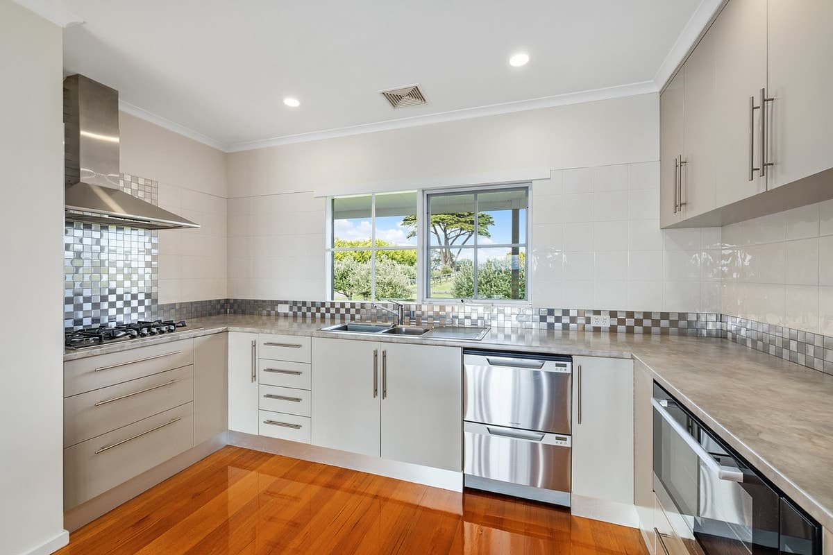 900 Princes Highway, Tower Hill, VIC, Tower Hill - Thumbnail 8