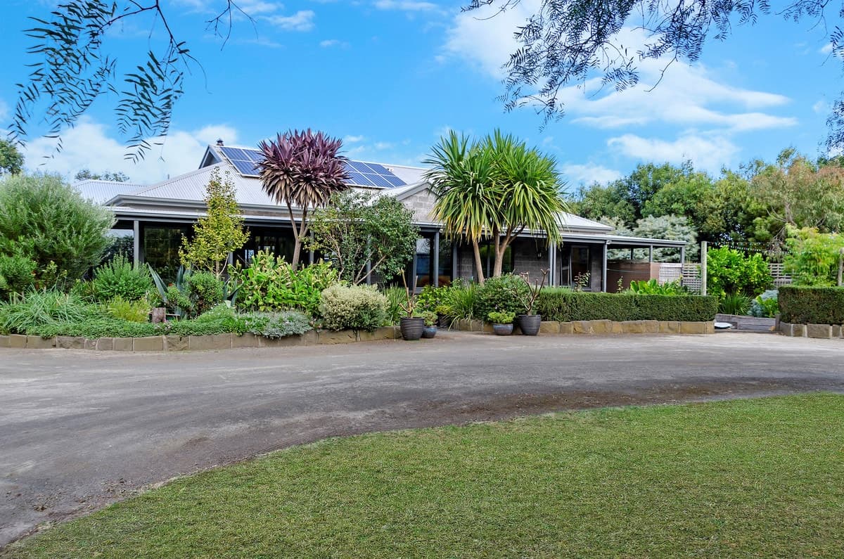 265 Bridge Road, Woodford, VIC, Woodford - Image 1