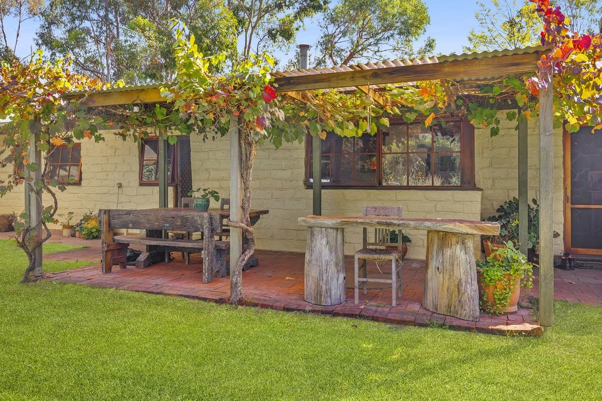 4 J Addinsalls Road, Hamilton, VIC, Hamilton - Thumbnail 8