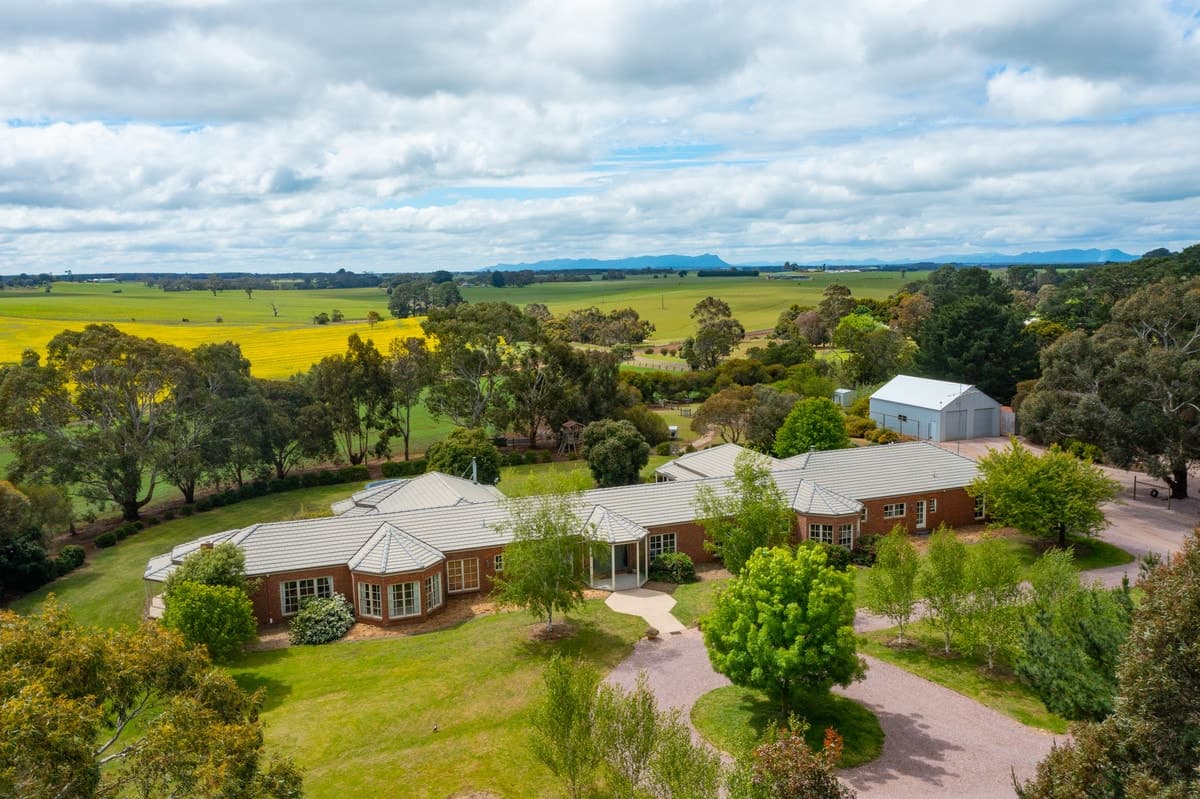 73 Doling Road, Hamilton, VIC, Hamilton - Image 1