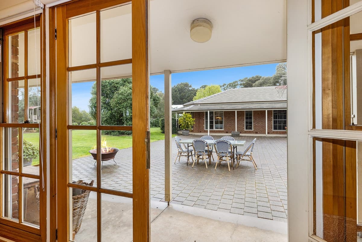 73 Doling Road, Hamilton, VIC, Hamilton - Thumbnail 6