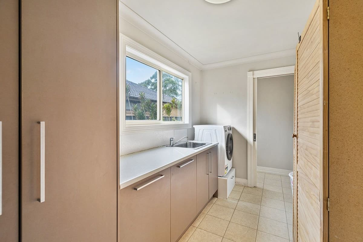 82 Watton Street, Penshurst, VIC, Penshurst - Thumbnail 7