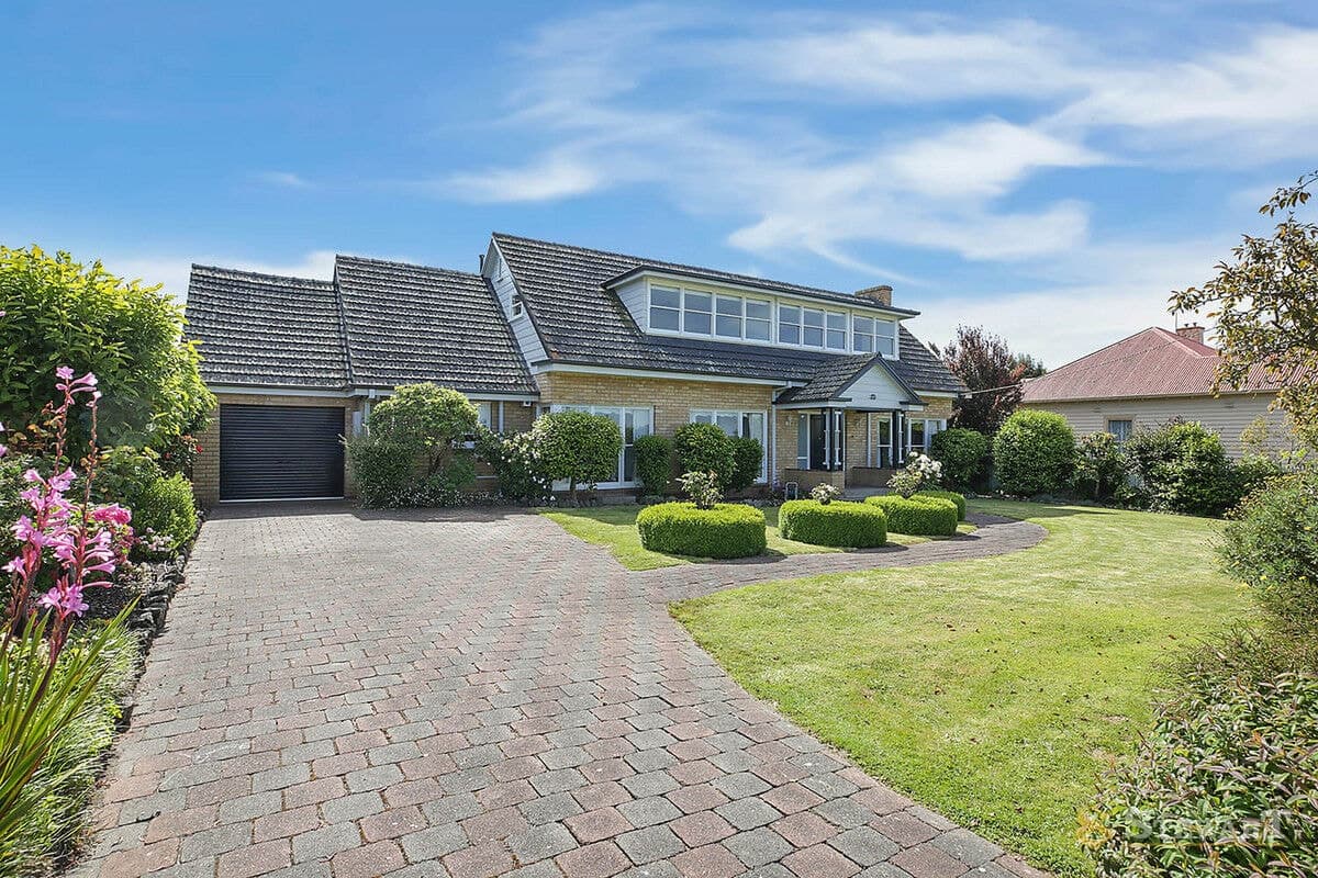 15 Hamilton Street, Colac, VIC, Colac - Image 1