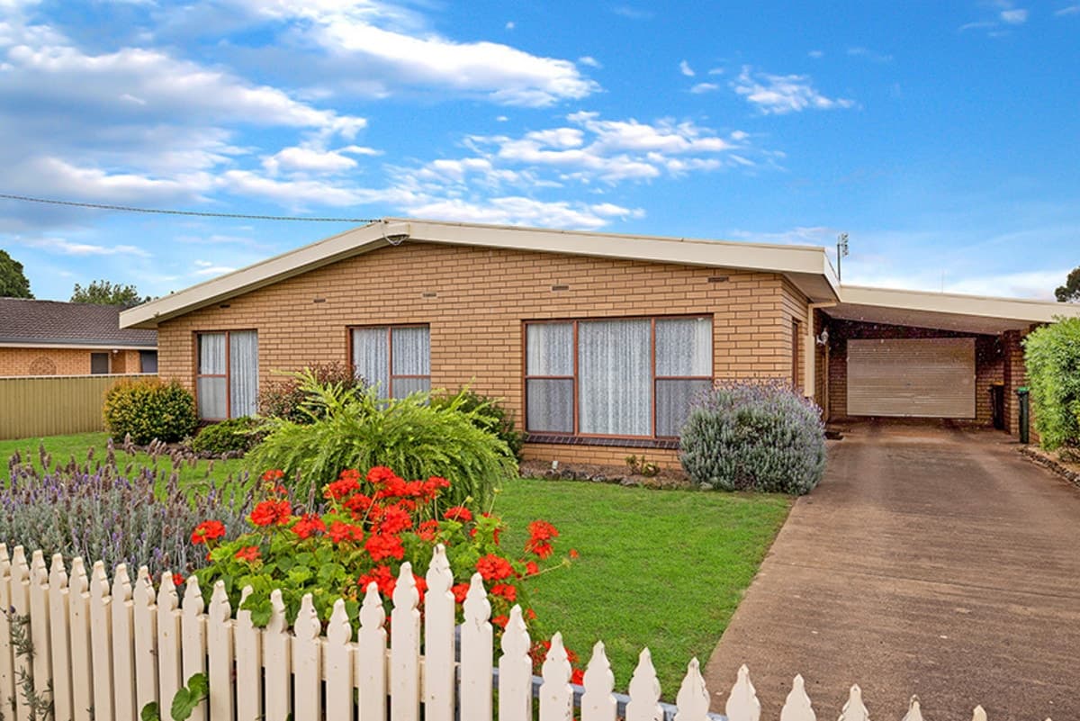 84 Cobb Street, Penshurst, VIC, Penshurst - Image 1