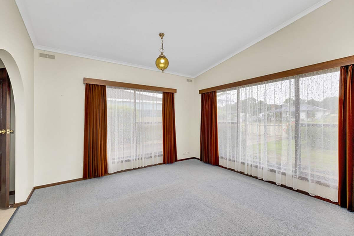 84 Cobb Street, Penshurst, VIC, Penshurst - Thumbnail 4