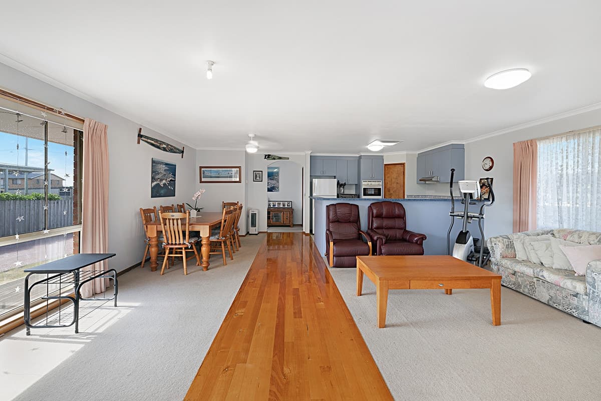 26 Merrett Street, Peterborough, VIC, Peterborough - Thumbnail 4