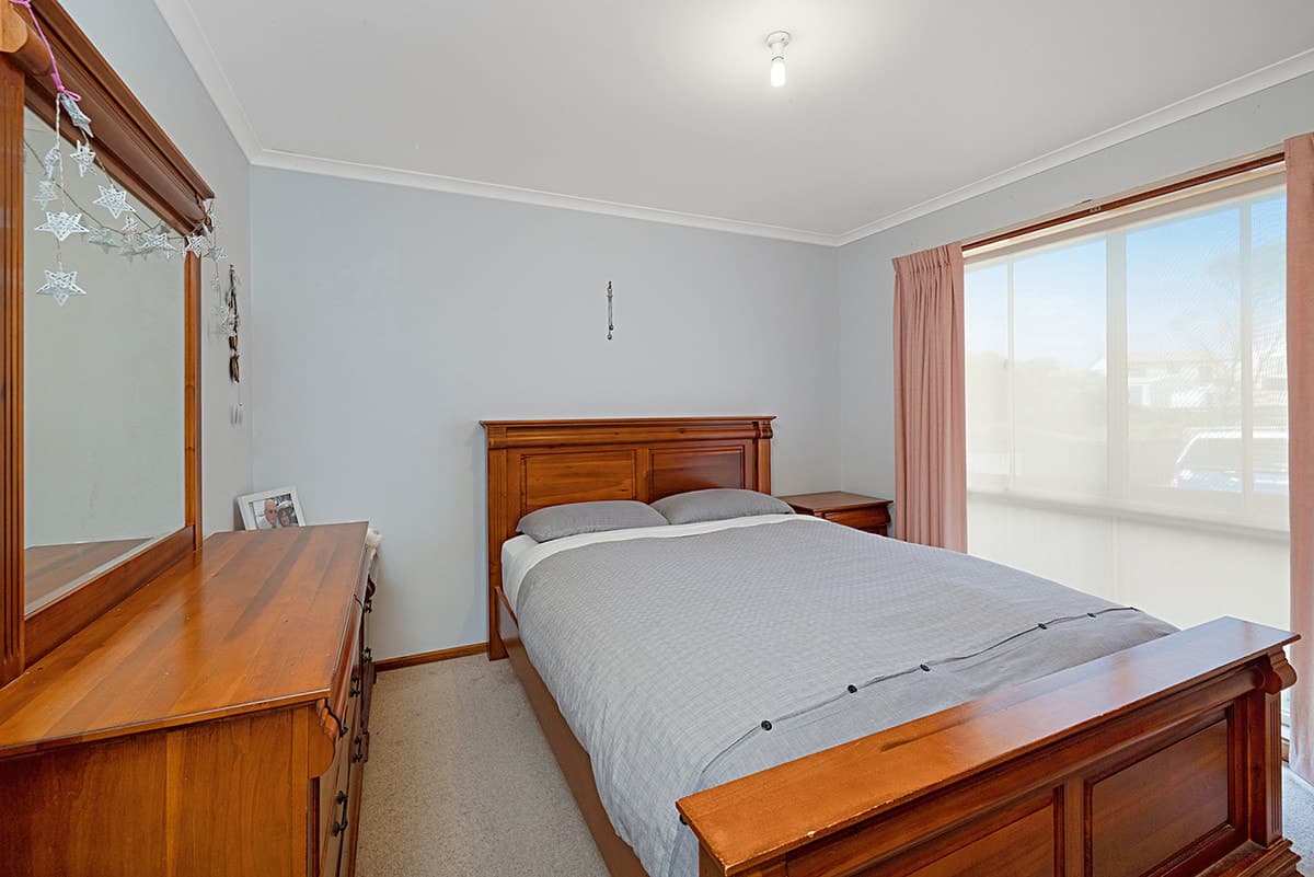 26 Merrett Street, Peterborough, VIC, Peterborough - Thumbnail 5