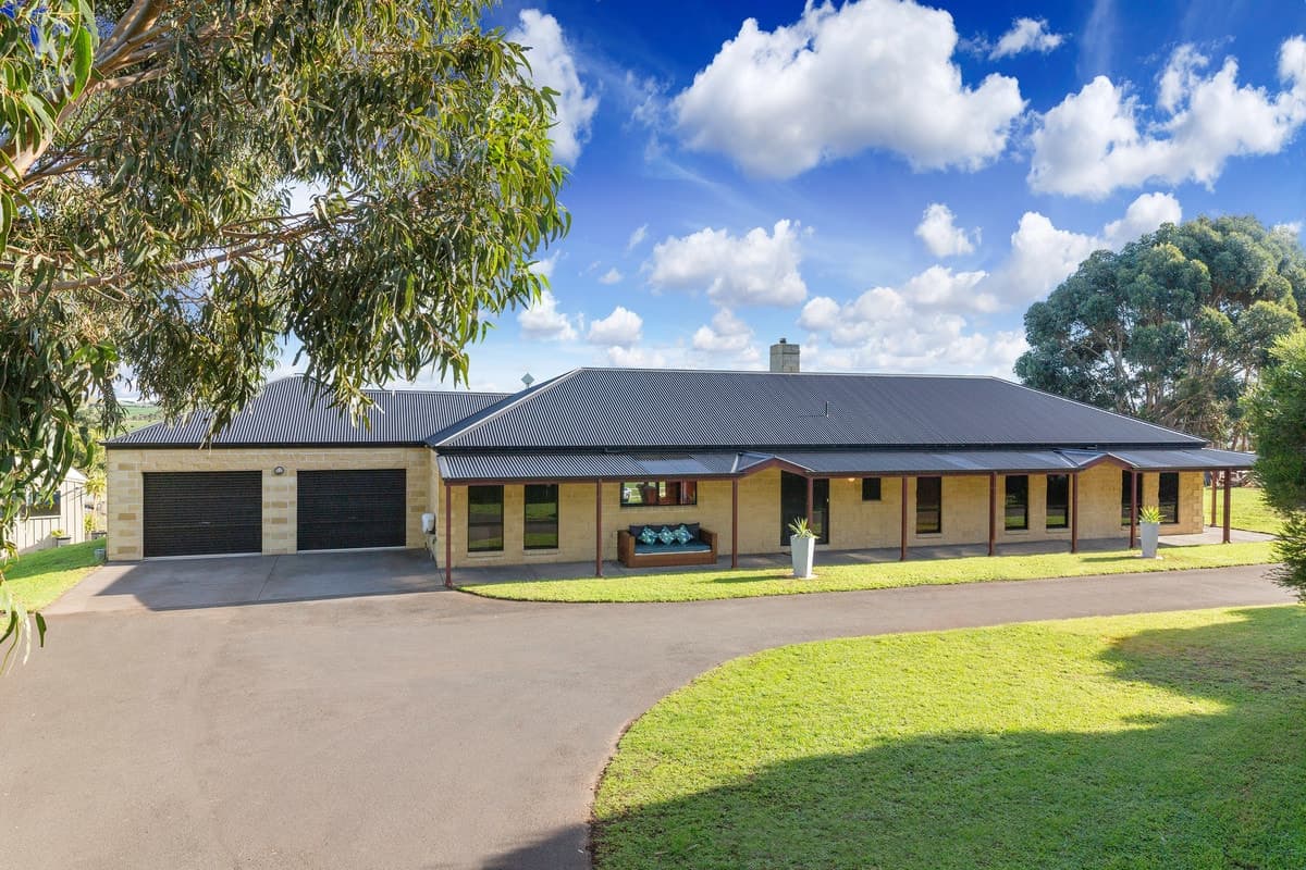 53 Station Street, Warrnambool, VIC, Warrnambool - Thumbnail 2