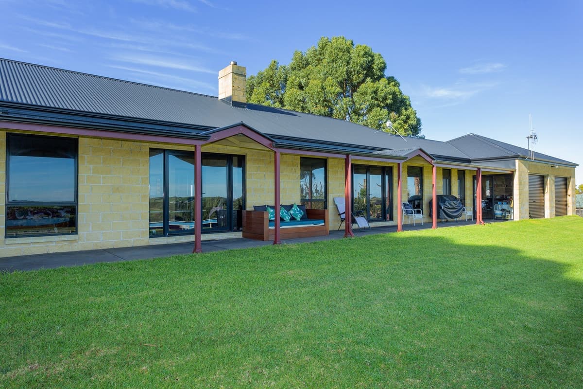 53 Station Street, Warrnambool, VIC, Warrnambool - Thumbnail 3