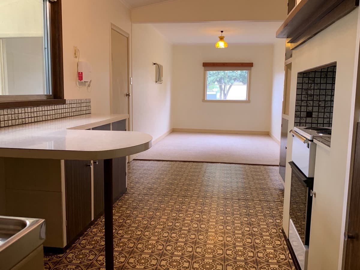 71 Scott Street, Mortlake, VIC, Mortlake - Thumbnail 2