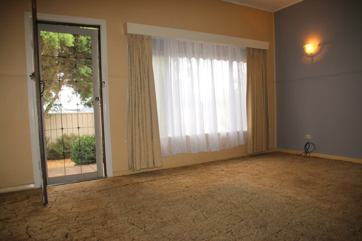 55 Bell Street, Penshurst, VIC, Penshurst - Thumbnail 2