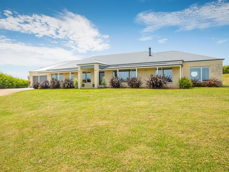 8 Hill Court, Woodford, VIC, Woodford - Image 1