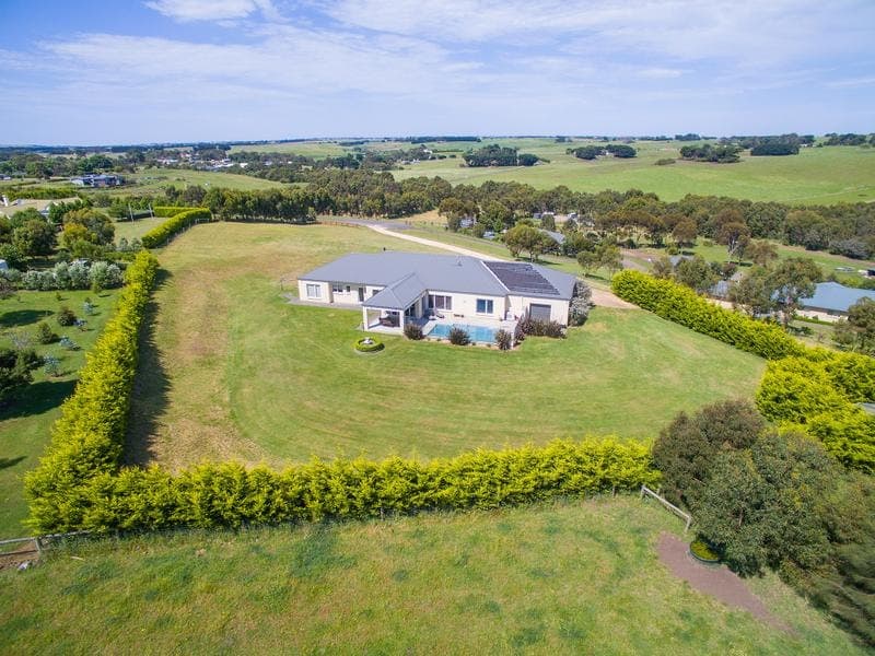 8 Hill Court, Woodford, VIC, Woodford - Thumbnail 4