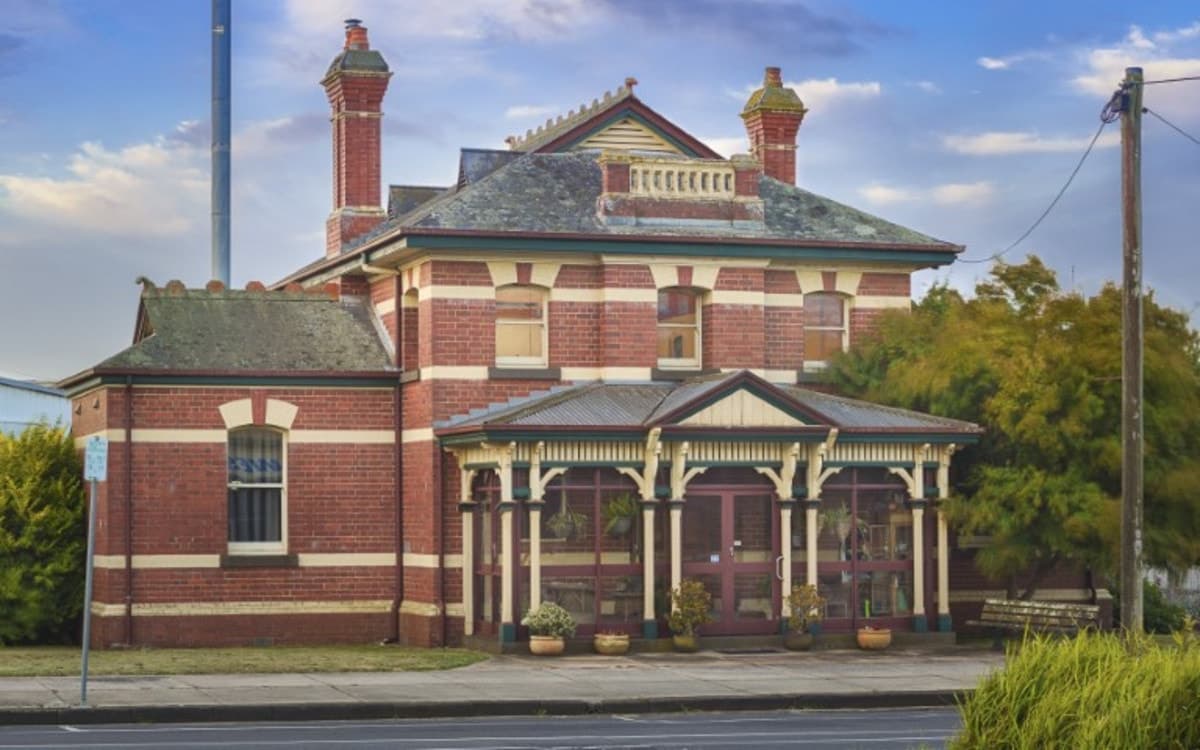 22 High Street, Terang, VIC, Terang - Thumbnail 2
