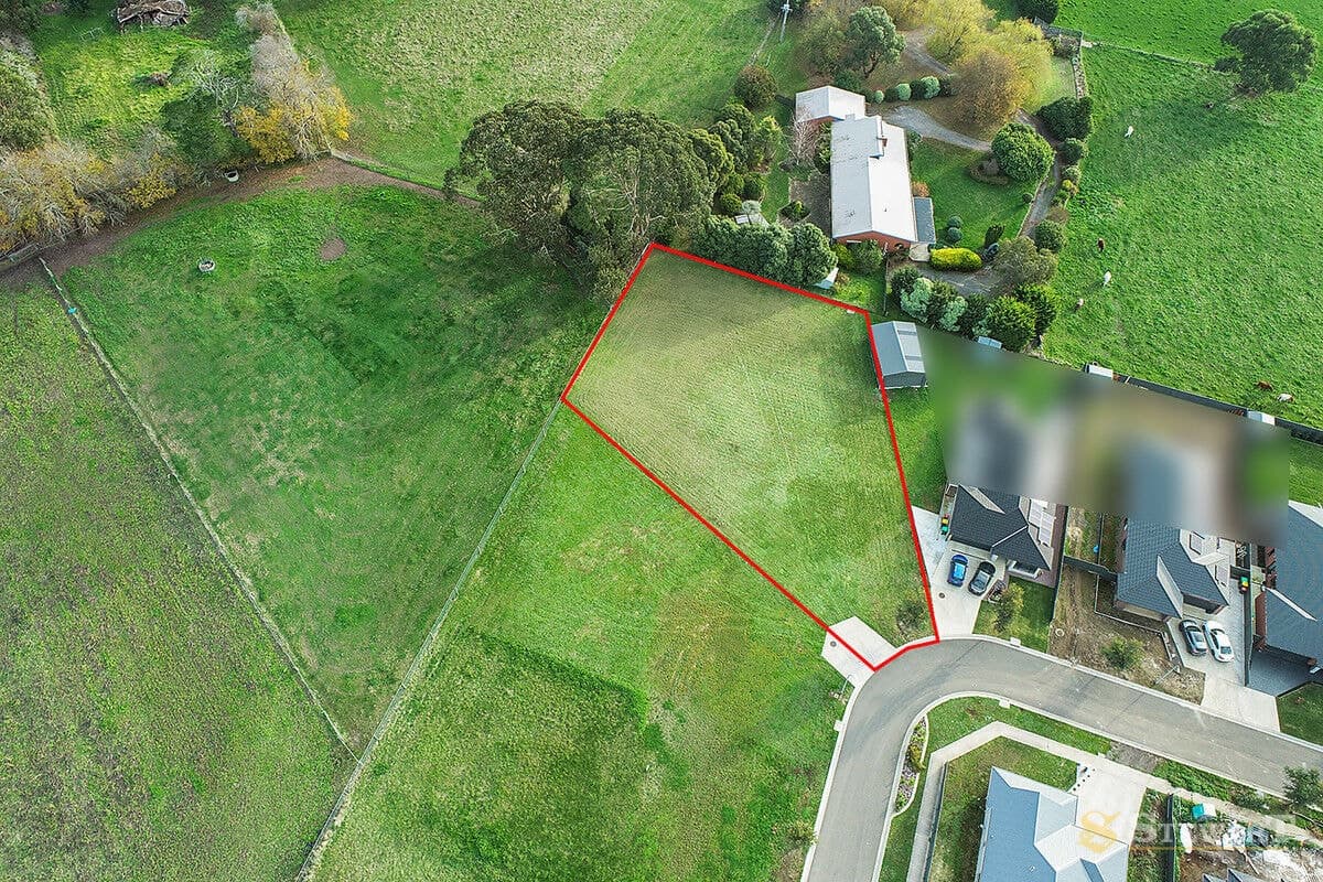 30 Clare Crescent, Elliminyt, VIC, Elliminyt - Thumbnail 2