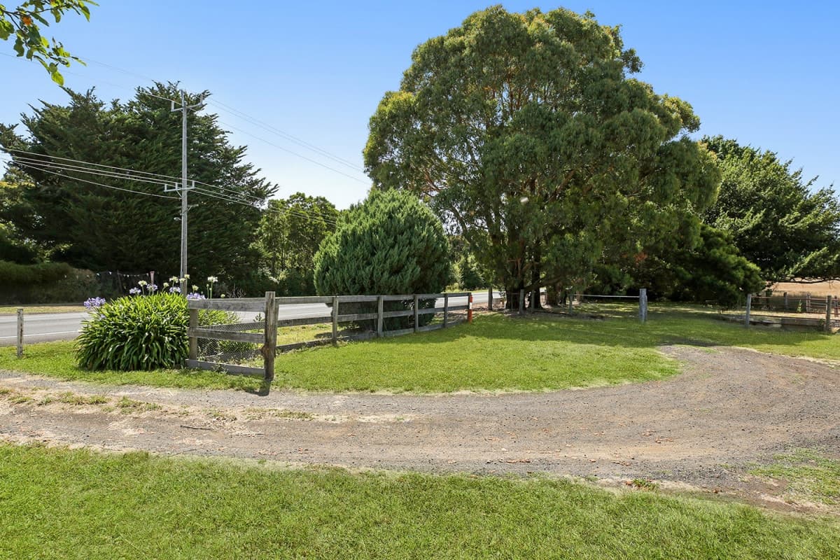 1415 Princes Highway, Pirron Yallock, VIC, Pirron Yallock - Thumbnail 4