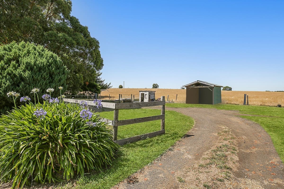 1415 Princes Highway, Pirron Yallock, VIC, Pirron Yallock - Thumbnail 5