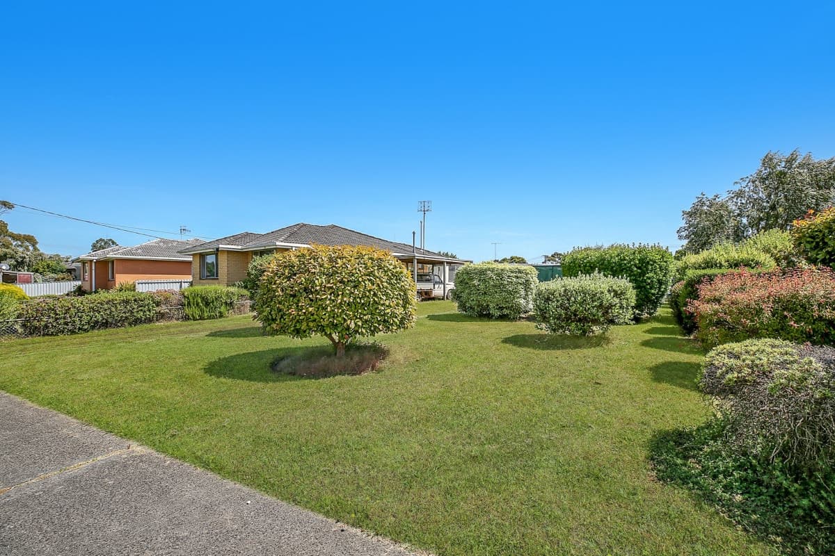 7 Kardella Street, Simpson, VIC, Simpson - Thumbnail 2