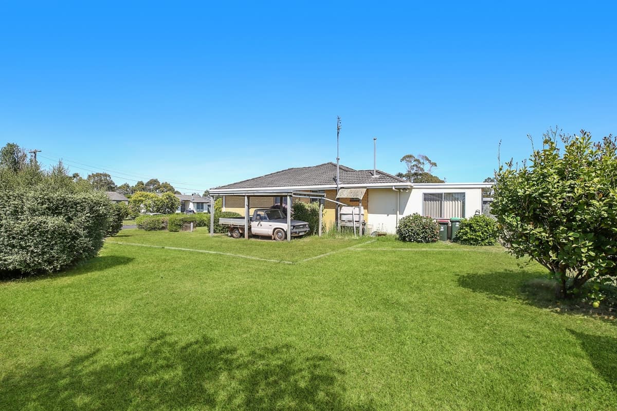 7 Kardella Street, Simpson, VIC, Simpson - Thumbnail 3