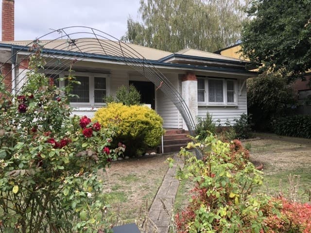1 Curdie Street, Camperdown, VIC, Camperdown - Thumbnail 2