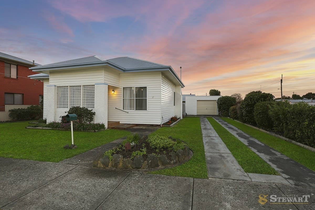 17 Hewitt Street, Colac, VIC, Colac - Image 1