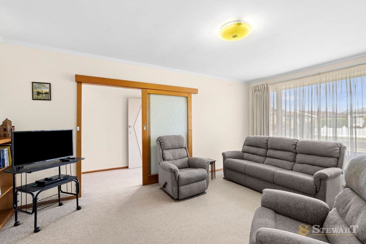 13 Toorak Crescent, Colac, VIC, Colac - Thumbnail 6