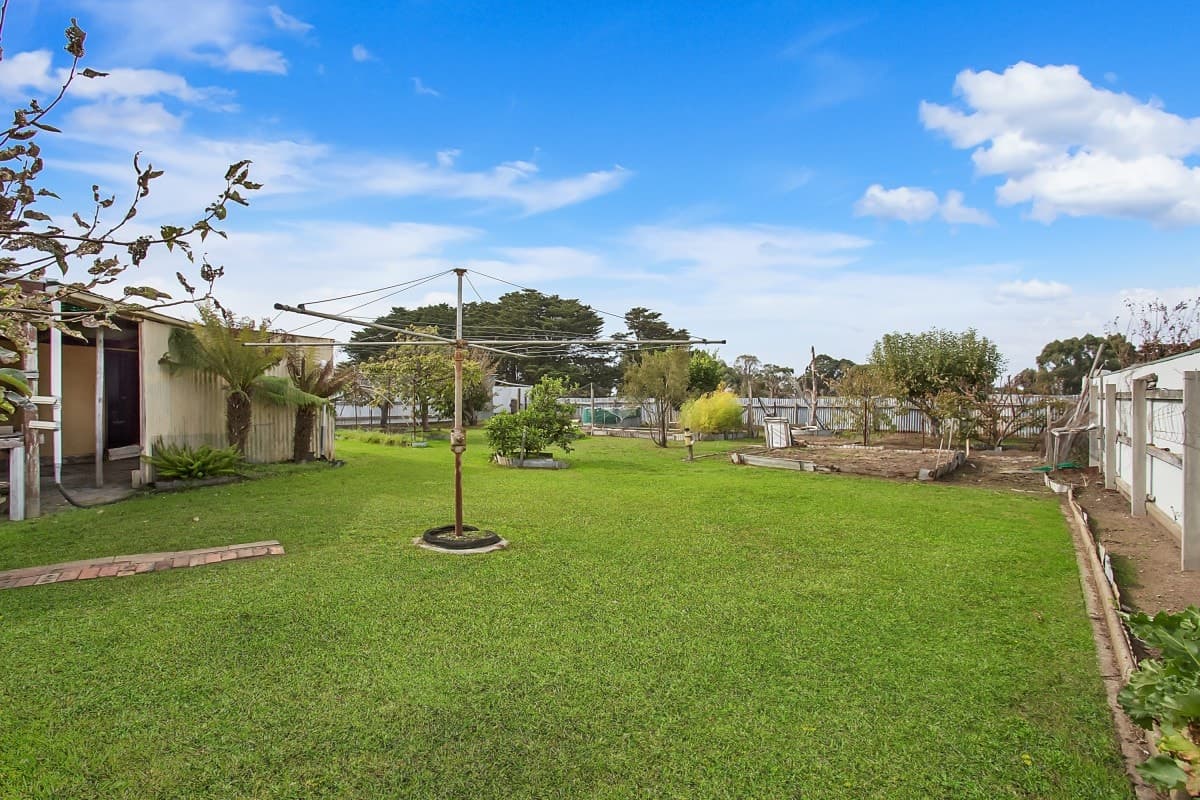 38 Walker Street, Cobden, VIC, Cobden - Thumbnail 7